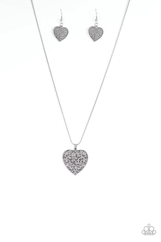 Paparazzi Necklace ~ Look Into Your Heart - Silver