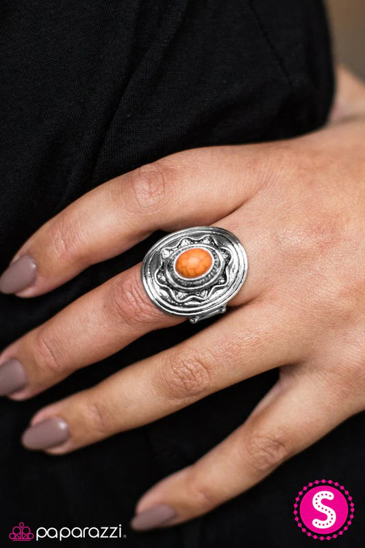 Anillo Paparazzi ~ Un asunto tribal - Naranja