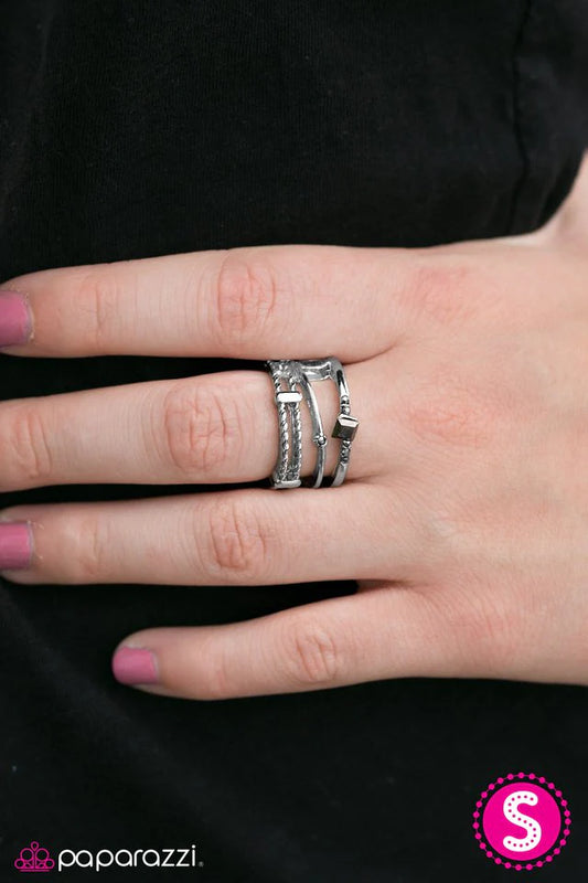 Paparazzi Ring ~ Tilt-A-Whirl - Silver