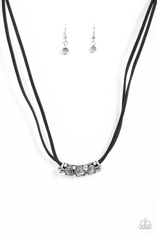 Collar Paparazzi ~ Galaxy Glam - Negro