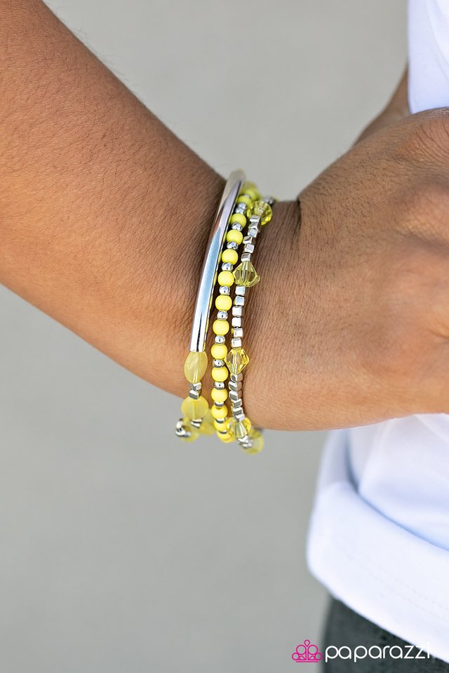 Paparazzi Bracelet ~ Tiki Twist - Yellow