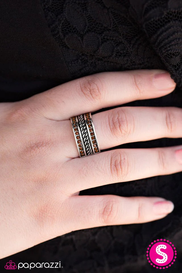 Paparazzi Ring ~ Chicly Chicago - Brown