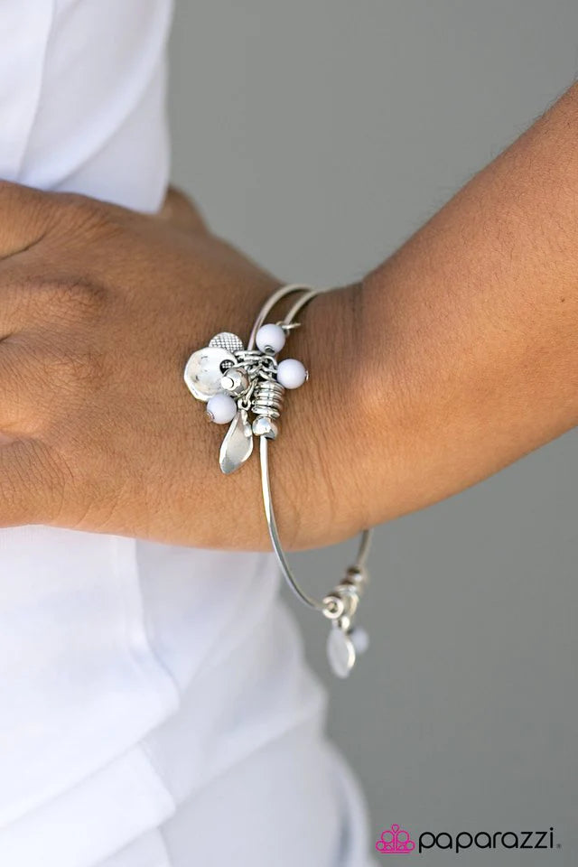 Pulsera Paparazzi ~ Sea Seeker - Plata