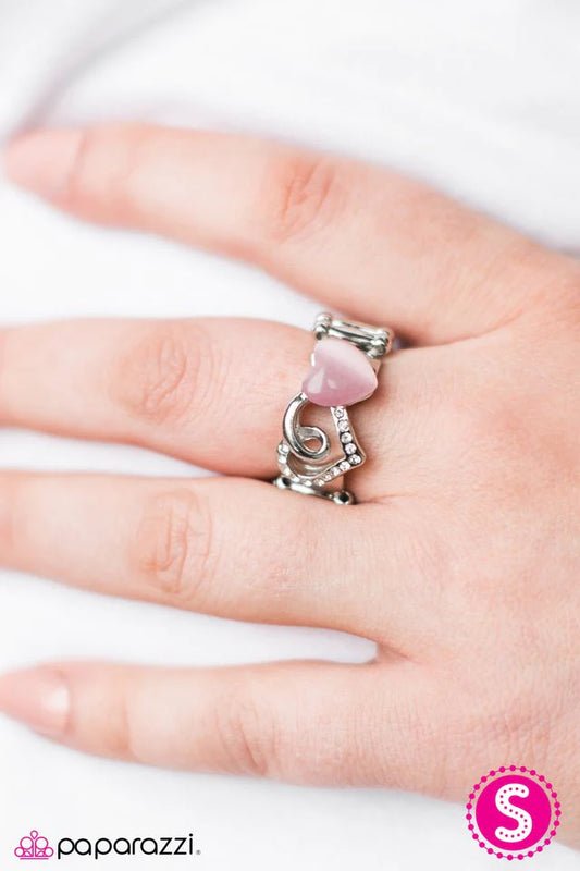 Paparazzi Ring ~ Light Up My Heart - Pink