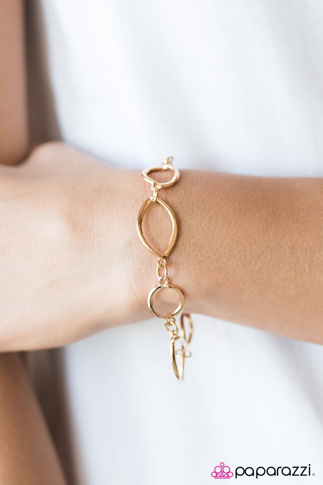 Paparazzi Bracelet ~ Daringly Daring - Gold