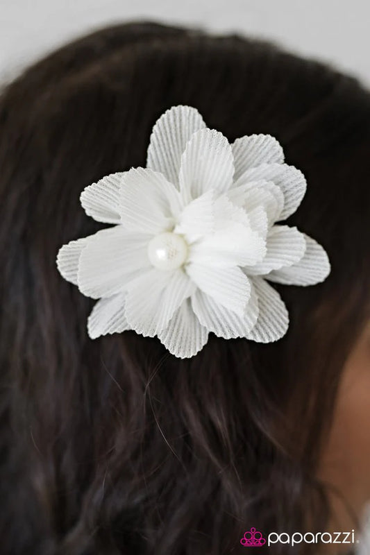 Paparazzi Hair Accessories ~ Cabana Girl - White