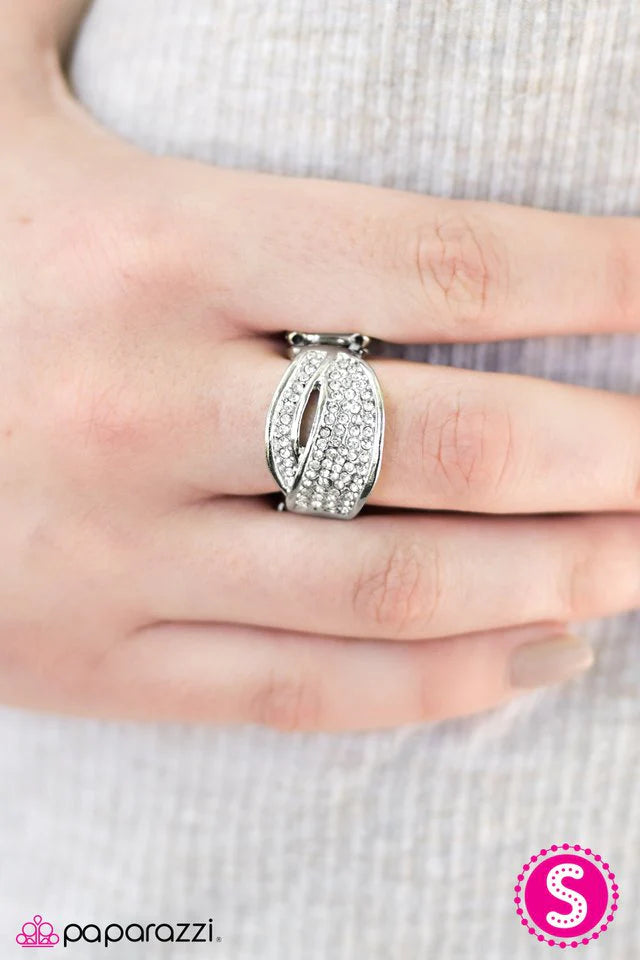 Anillo Paparazzi ~ Amor a primera vista SPARK - Blanco