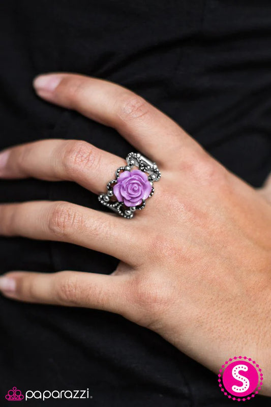 Paparazzi Ring ~ Fleur De Fashion - Purple