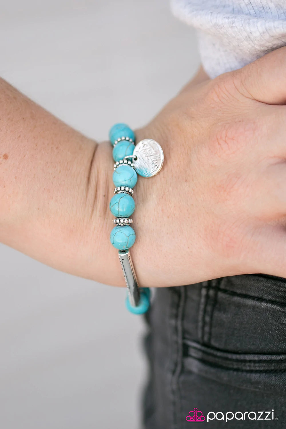 Pulsera Paparazzi ~ Stomping Ground - Azul