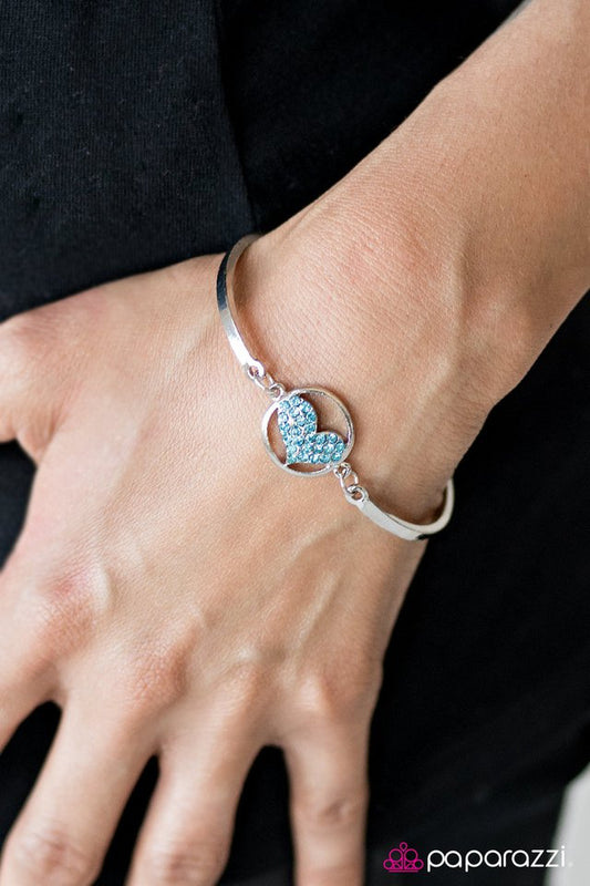 Paparazzi Bracelet ~ HEART Knock Life - Blue
