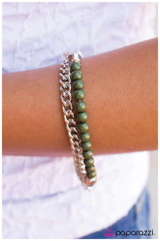 Pulsera Paparazzi ~ Vined and Dined - Verde