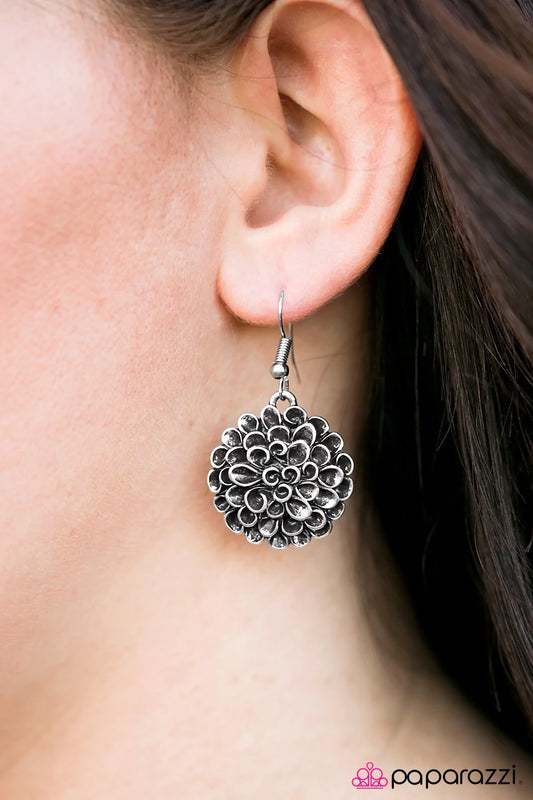 Paparazzi Earring ~ Booming Blooms - Silver