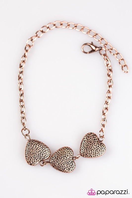 Pulsera Paparazzi ~ Corazón duro - Cobre