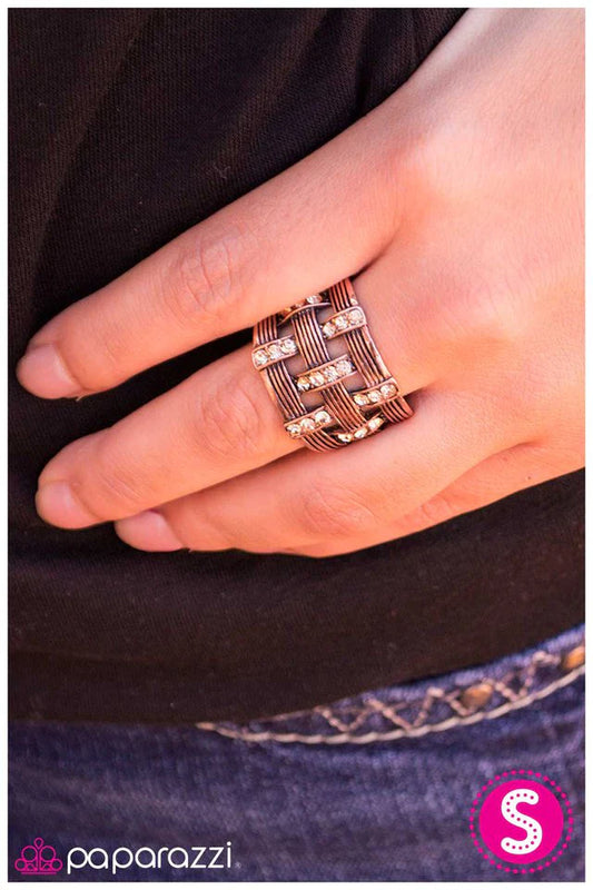 Anillo Paparazzi ~ Fabricado impecablemente - Cobre