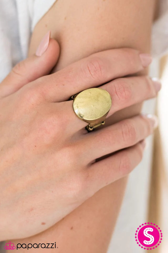 Paparazzi Ring ~ Sunken Treasure - Brass