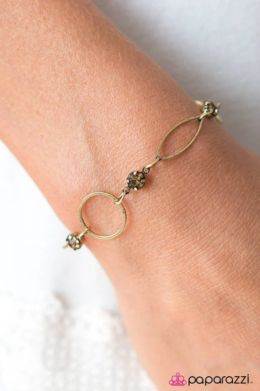 Paparazzi Bracelet ~ More Glitter - Brass