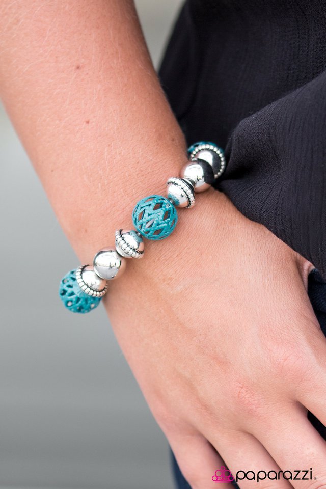 Paparazzi Bracelet ~ Summer Sailing - Blue