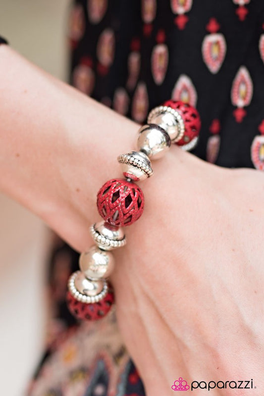 Pulsera Paparazzi ~ Navegación de verano - Rojo