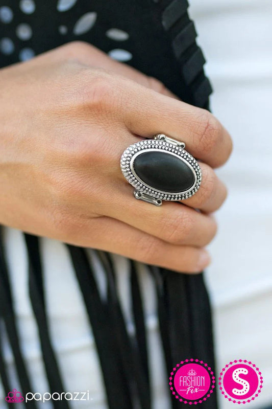 Anillo Paparazzi ~ Mojave Muse - Negro