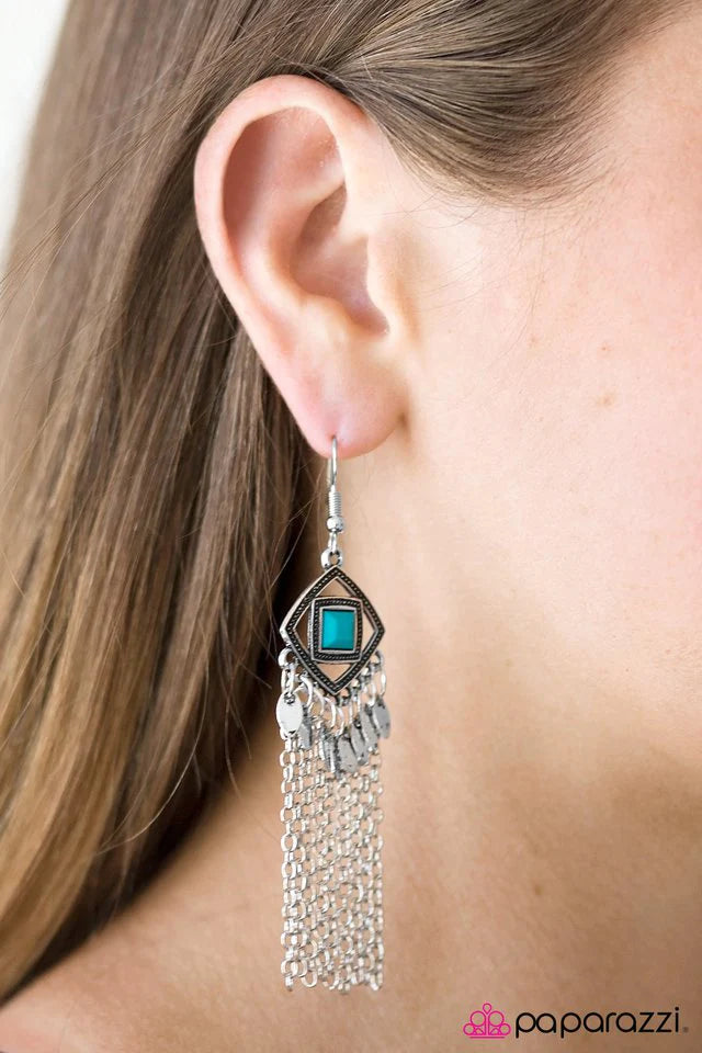 Paparazzi Earring ~ I Dream Of Deserts - Blue
