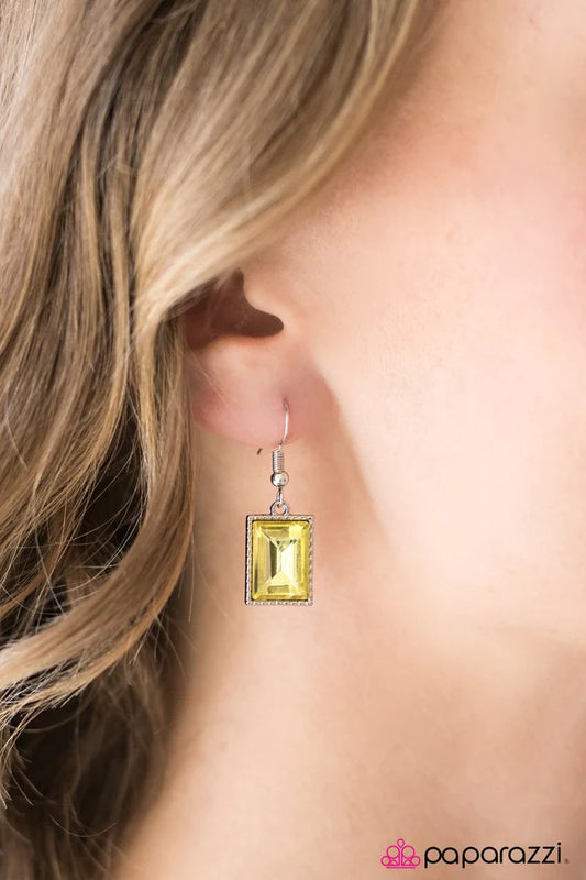 Paparazzi Earring ~ Who Is The Fairest Of Them All? - Yellow