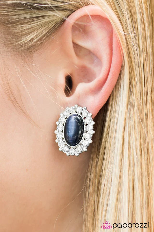 Paparazzi Earring ~ On The Money - Blue