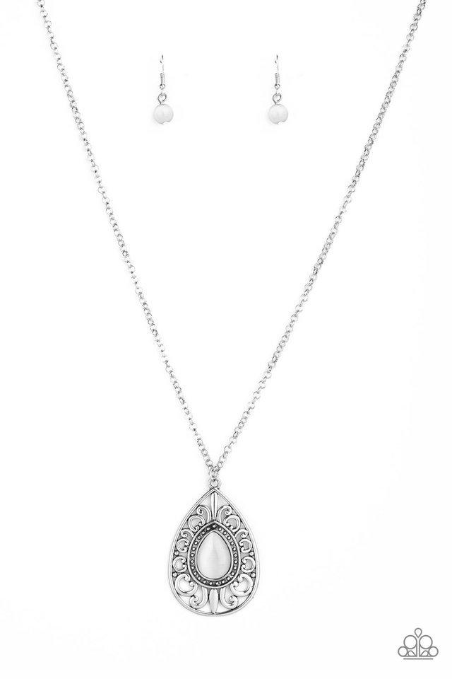 Paparazzi Necklace ~ Modern Majesty - White