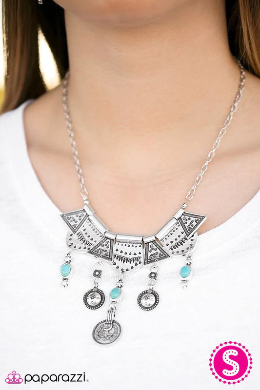 Paparazzi Necklace ~ Paradise Princess - Blue