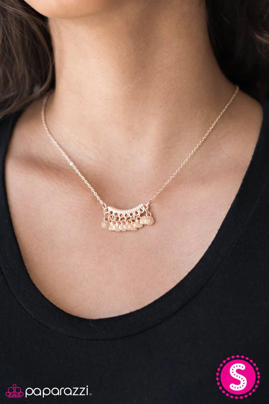 Paparazzi Necklace ~ ROME For The Holidays - Rose Gold