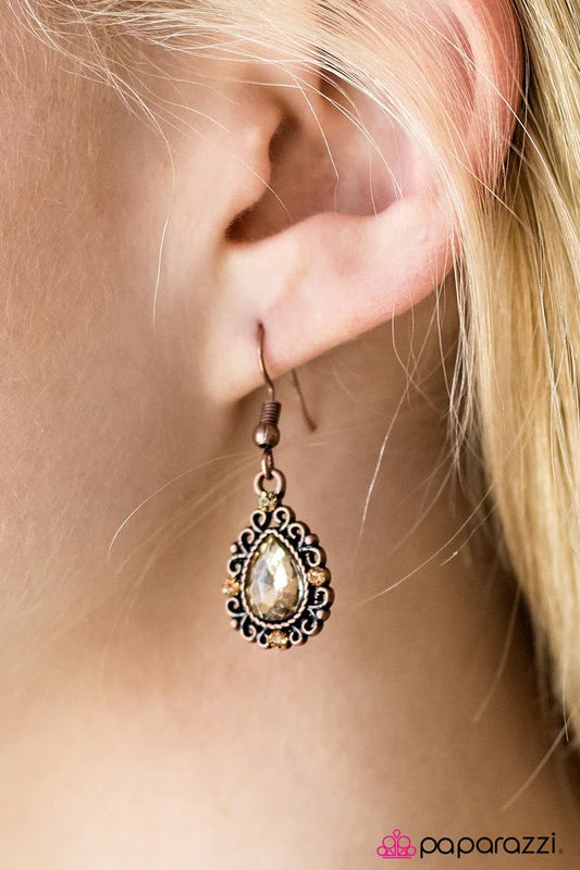 Paparazzi Earring ~ I Dont Cry, I Sparkle - Copper