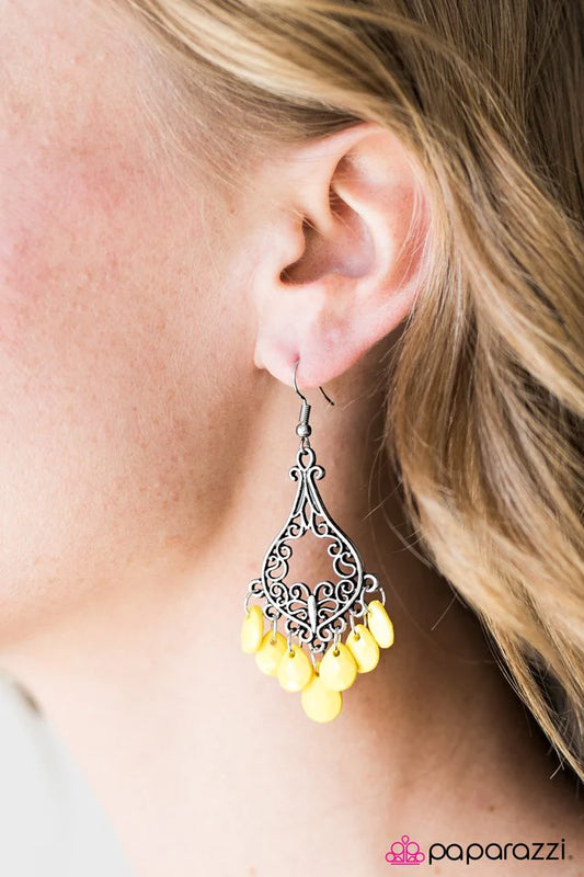 Paparazzi Earring ~ Singing In Singapore - Yellow