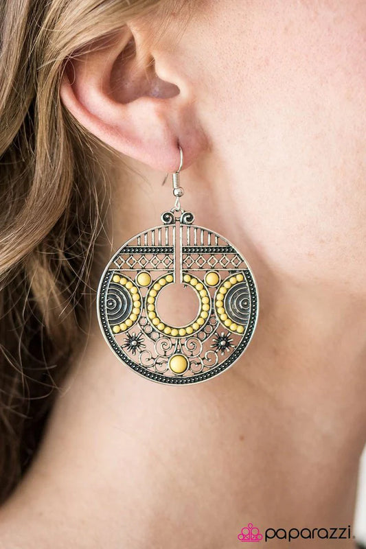 Paparazzi Earring ~ A Taste Of Tahiti - Yellow