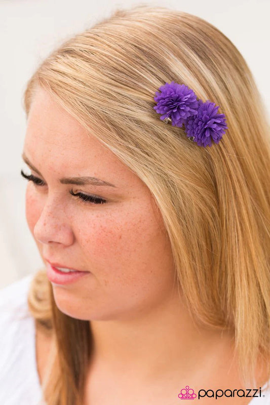 Accesorios para el cabello de Paparazzi ~ Pompones de verano - Morados