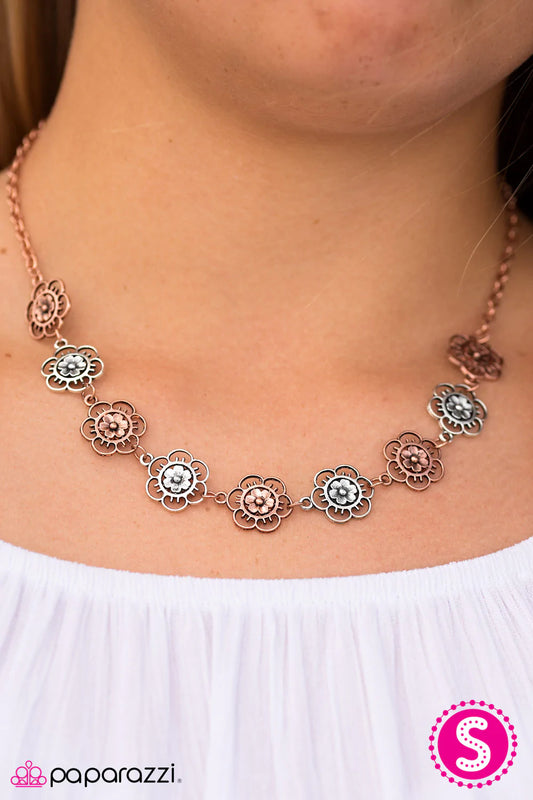 Paparazzi Necklace ~ BLOOM Or Bust - Multi