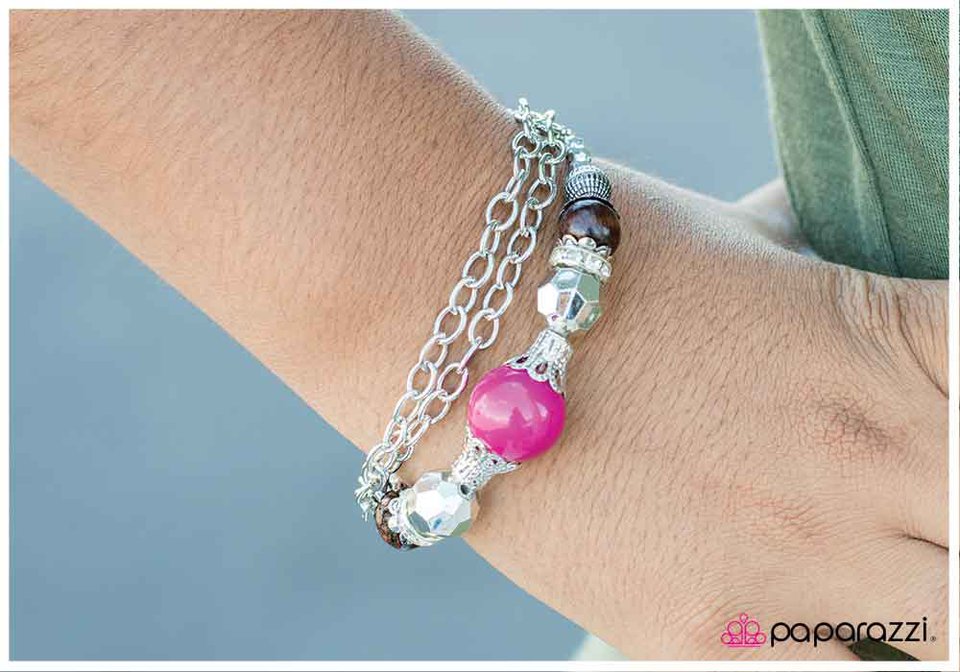 Pulsera Paparazzi ~ Belle of the Ball - Rosa