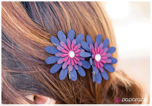 Accesorios para el cabello Paparazzi ~ Empujador de pétalos - Multi