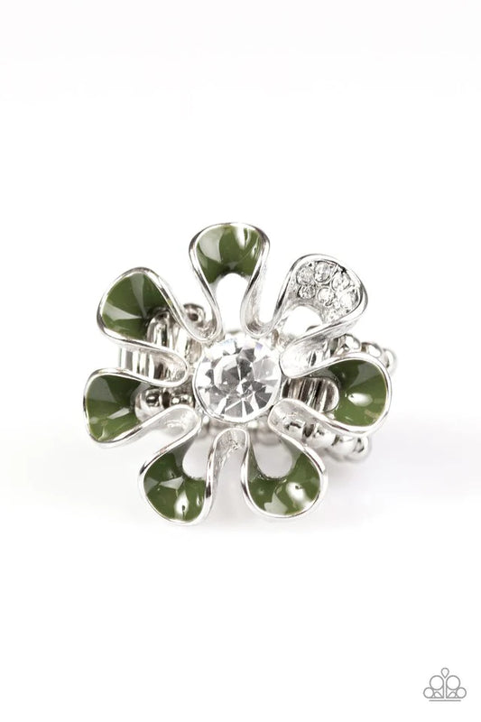 Paparazzi Ring ~ Flowering Flower Patch - Green