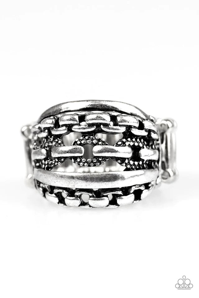 Paparazzi Ring ~ A CHIC Reaction - Silver