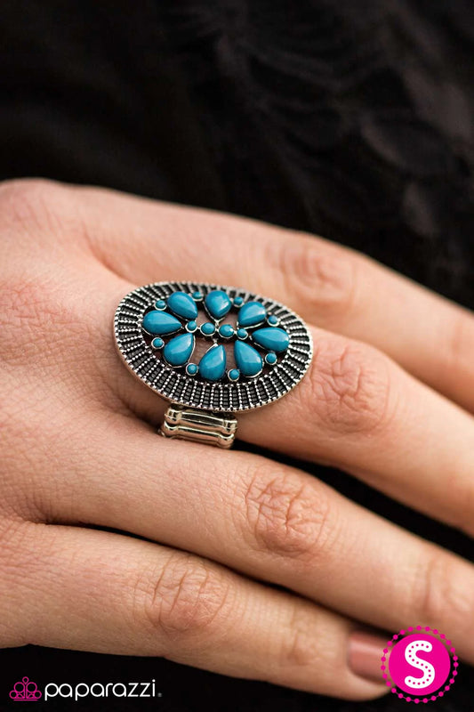 Paparazzi Ring ~ Autumn Adornment - Blue