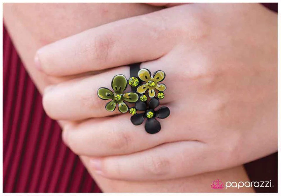 Paparazzi Ring ~ ¿Cómo crece tu jardín? - Verde