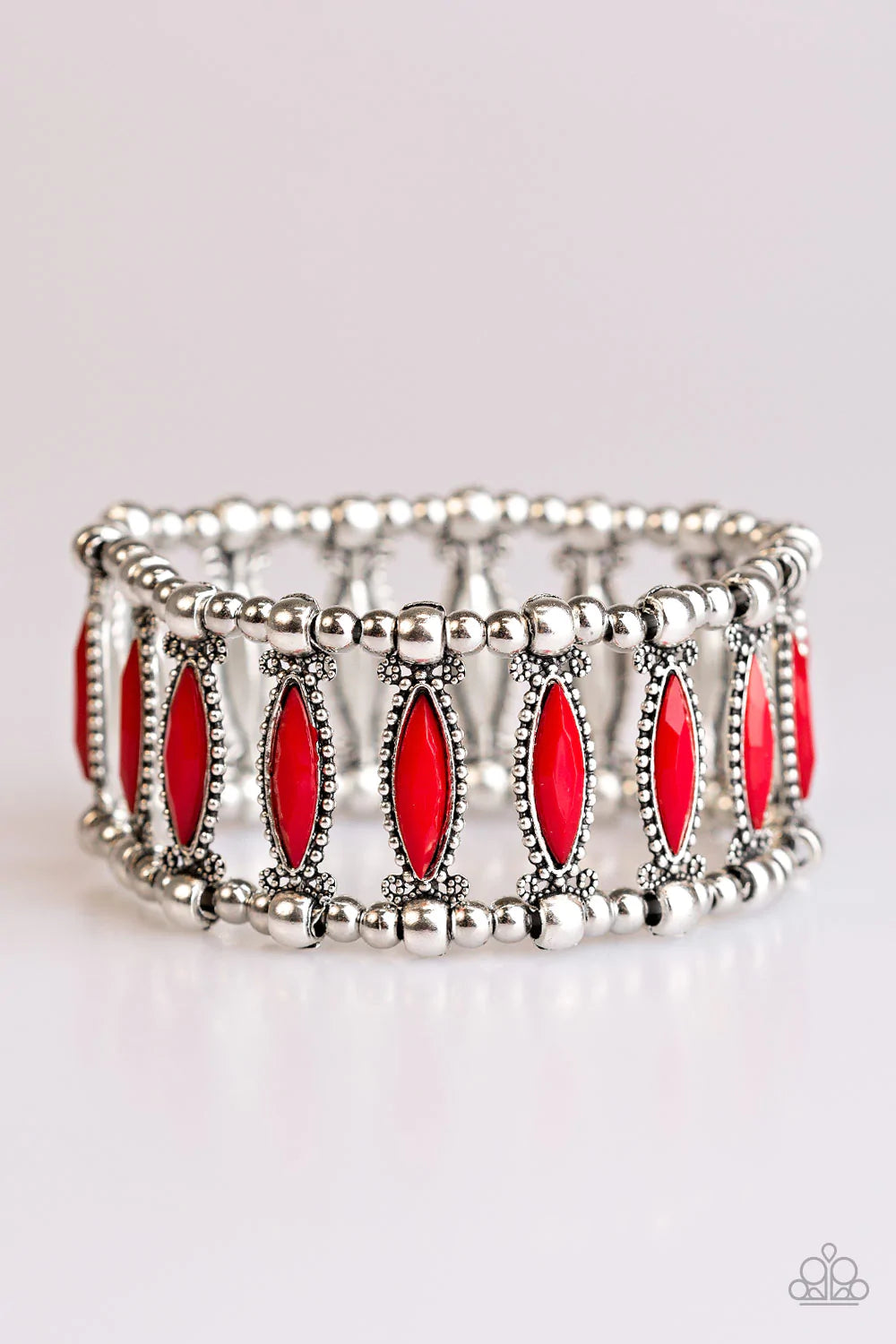 Pulsera Paparazzi ~ Un GLAM hecho a sí mismo - Rojo