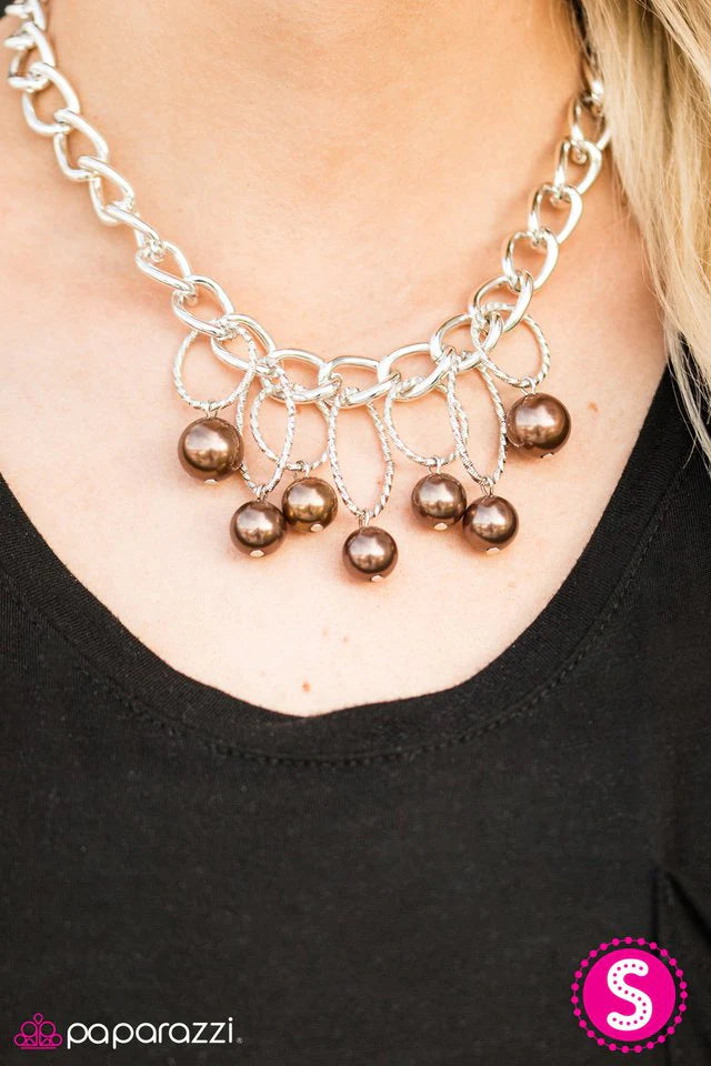 Paparazzi Necklace ~ Classic Girl - Brown