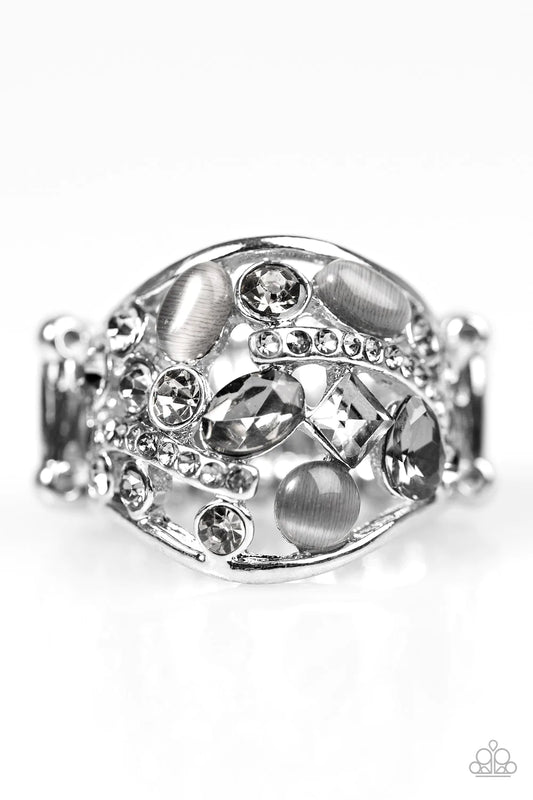 Paparazzi Ring ~ Let There Be STARLIGHT - Silver