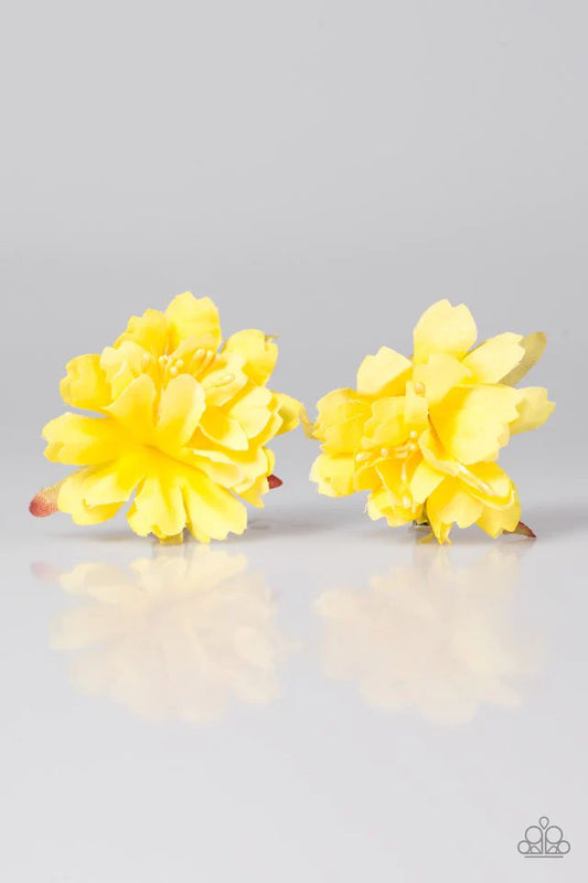 Accesorios para el cabello de Paparazzi ~ Flores de otoño - Amarillo