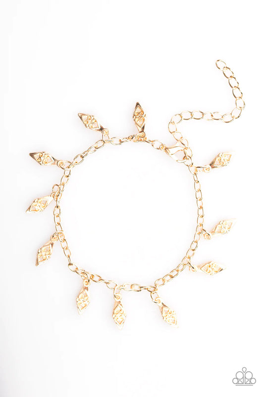 Pulsera Paparazzi ~ City Chic - Oro