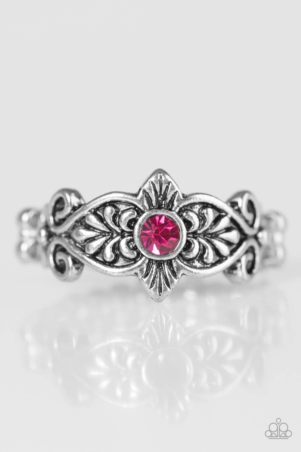 Paparazzi Ring ~ The Little Princess - Pink