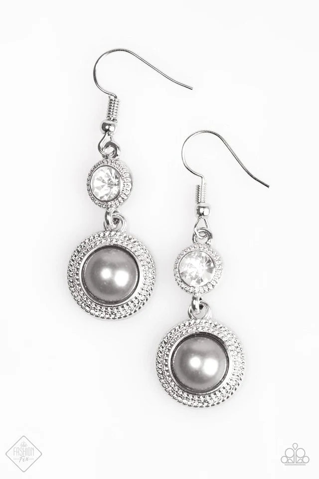 Paparazzi Earring ~ Hopelessly Hollywood - Silver