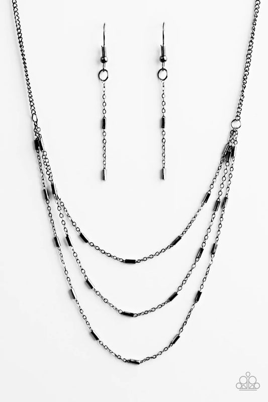 Paparazzi Necklace ~ Modestly Metro - Black