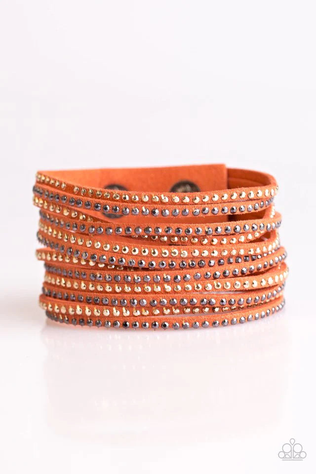 Pulsera Paparazzi ~ Brave It Out - Naranja