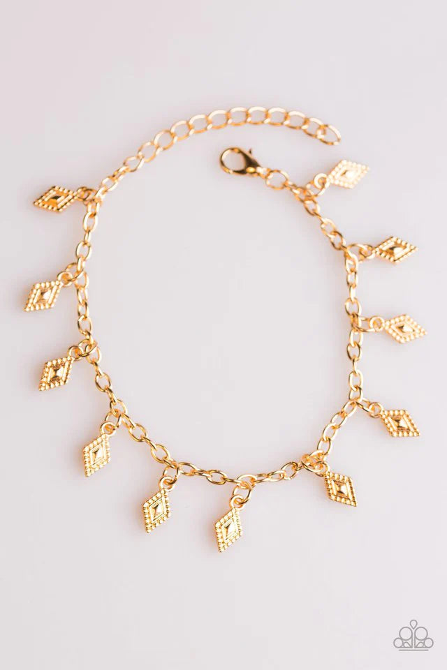 Pulsera Paparazzi ~ Dunas de diamantes - Oro